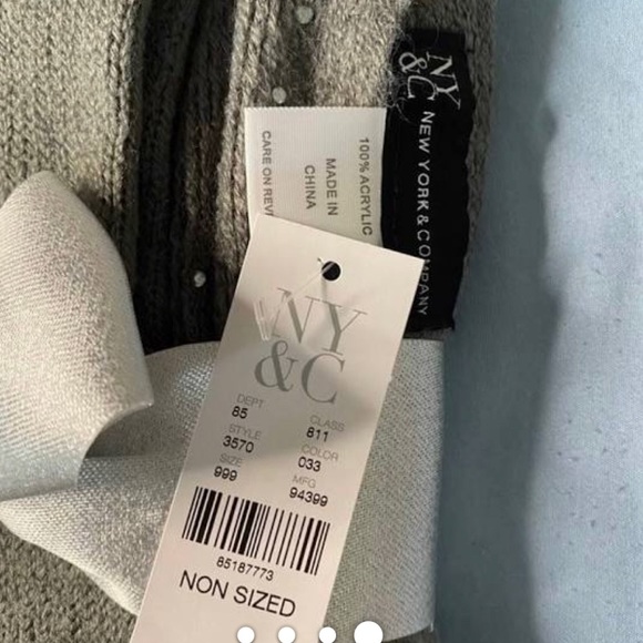 Accessories | New York & Company Glove and Scarf Set - Picture 4 of 4